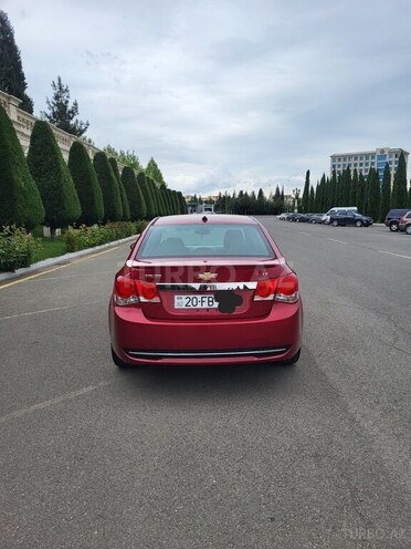 Chevrolet Cruze-10
