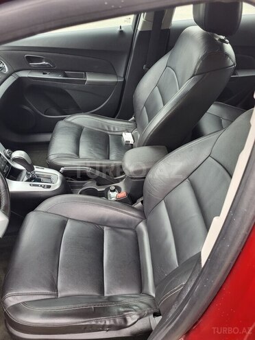 Chevrolet Cruze-14