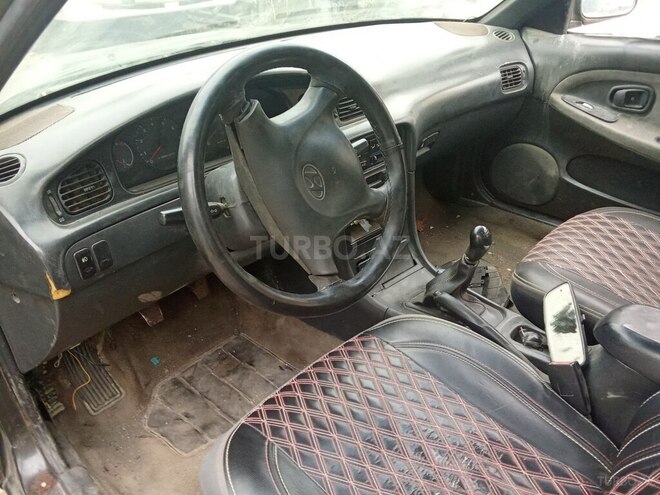 Hyundai Sonata 1999, 300,000 km - 2.0 л - Sumqayıt