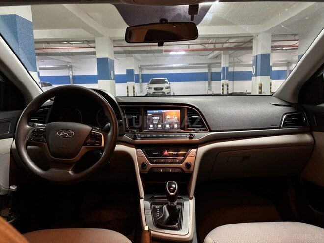 Hyundai Elantra 2016, 170,000 km - 2.0 л - Bakı