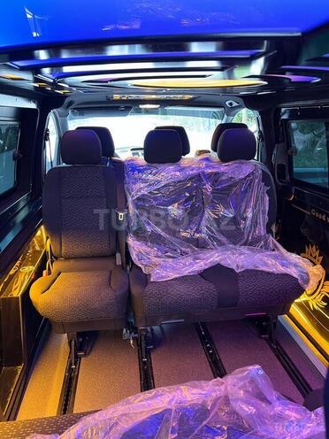 Mercedes Vito 111 2010, 285,000 km - 2.2 л - Bakı