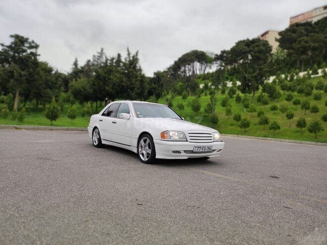 Mercedes C 230 1999, 299,000 km - 2.3 л - Bakı