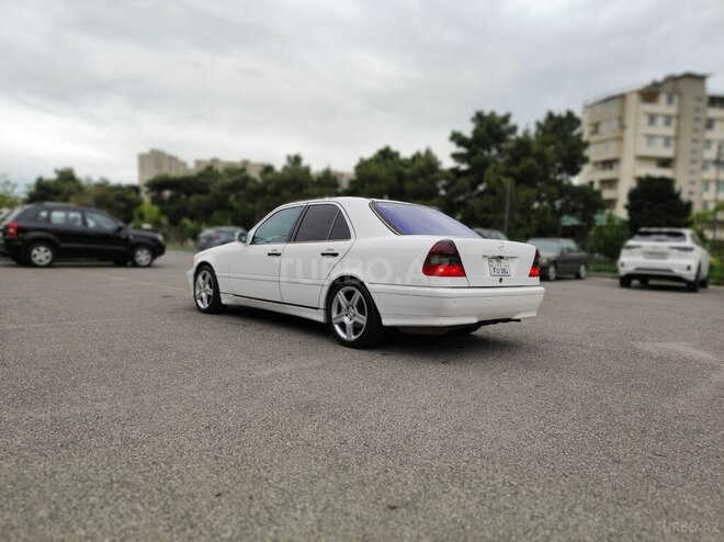 Mercedes C 230 1999, 299,000 km - 2.3 л - Bakı