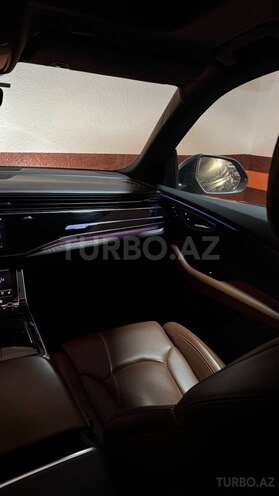 Audi Q8 2019, 63,000 km - 3.0 л - Bakı