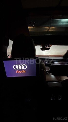 Audi Q8 2019, 63,000 km - 3.0 л - Bakı