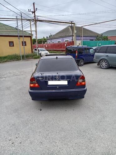 Mercedes C 220 1994, 302,120 km - 2.2 л - Bakı