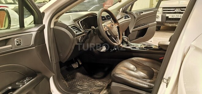Ford Fusion (North America) 2013, 318,650 km - 2.0 л - Sumqayıt