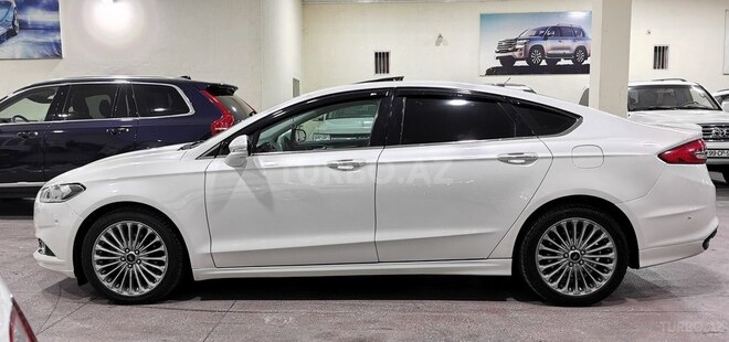 Ford Fusion (North America) 2013, 318,650 km - 2.0 л - Sumqayıt