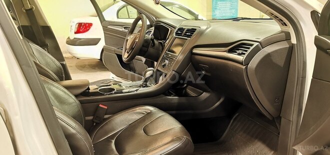 Ford Fusion (North America) 2013, 318,650 km - 2.0 л - Sumqayıt