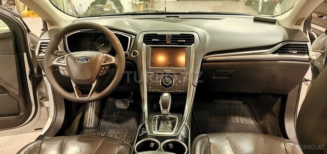 Ford Fusion (North America) 2013, 318,650 km - 2.0 л - Sumqayıt