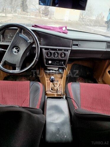 Mercedes 190 1990, 280,000 km - 2.0 l - Bakı