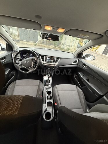 Hyundai Accent 2019, 114,000 km - 1.6 l - Bakı
