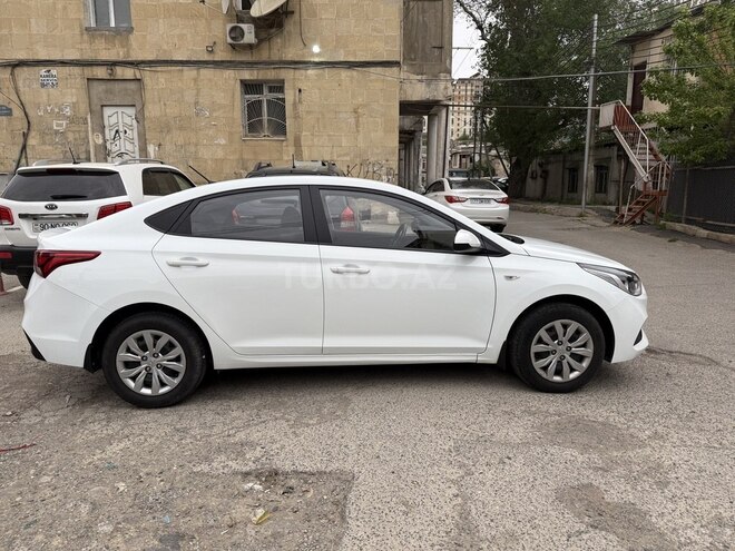 Hyundai Accent 2019, 114,000 km - 1.6 l - Bakı