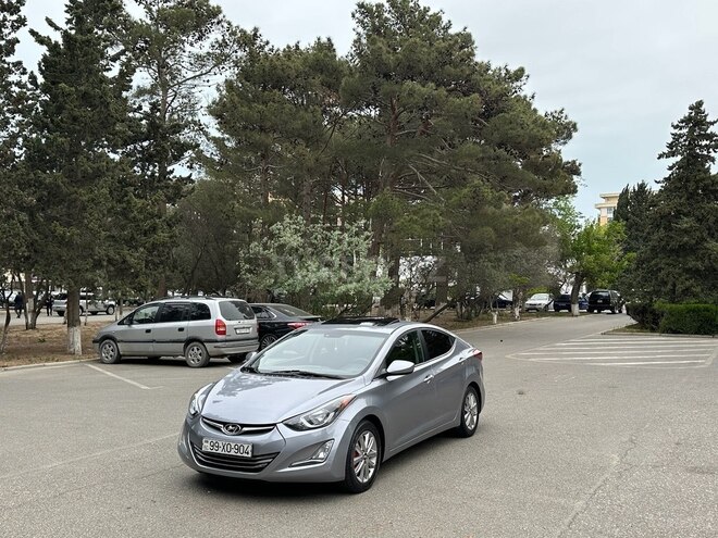 Hyundai Elantra 2015, 147,592 km - 1.8 l - Bakı