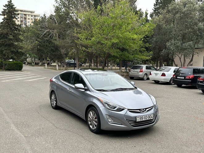 Hyundai Elantra 2015, 147,592 km - 1.8 l - Bakı