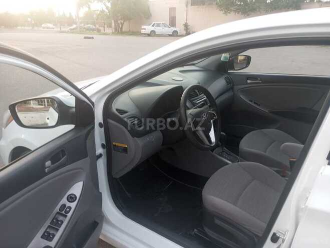 Hyundai Accent 2015, 126,543 km - 1.6 l - Gəncə