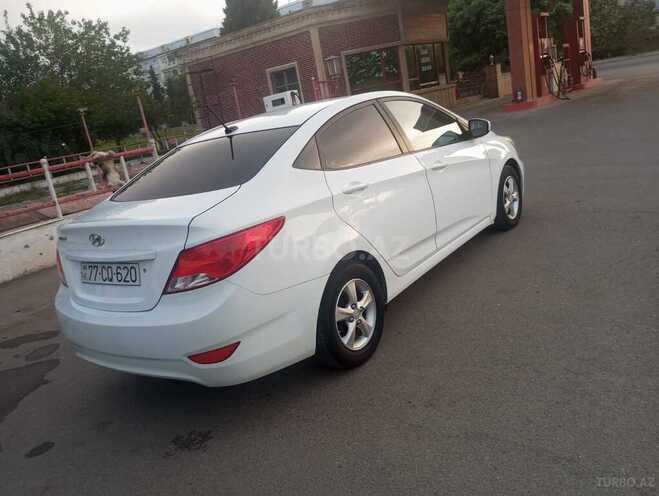 Hyundai Accent 2015, 126,543 km - 1.6 l - Gəncə