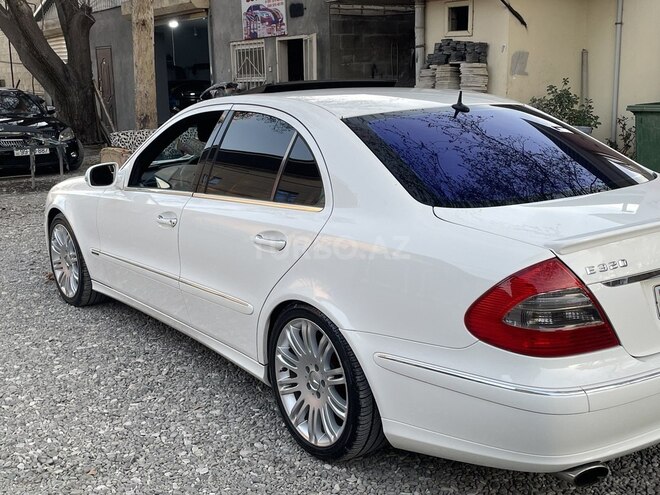 Mercedes E 320 2002, 386,900 km - 3.2 l - Ağcabədi
