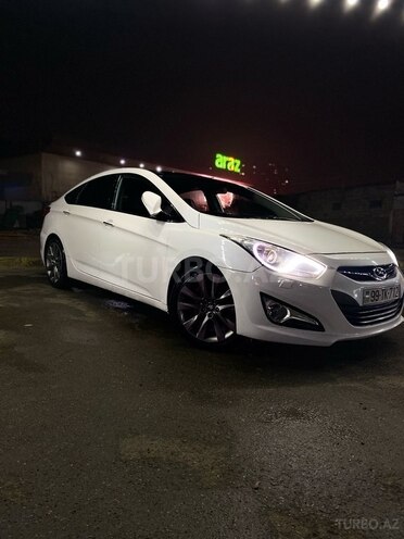 Hyundai i40 2013, 233,000 km - 2.0 l - Bakı