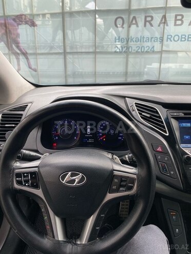 Hyundai i40 2013, 233,000 km - 2.0 l - Bakı
