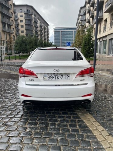 Hyundai i40 2013, 233,000 km - 2.0 l - Bakı