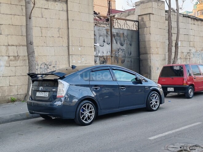 Toyota Prius 2010, 215,000 km - 1.8 л - Bakı