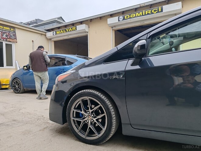 Toyota Prius 2010, 215,000 km - 1.8 л - Bakı