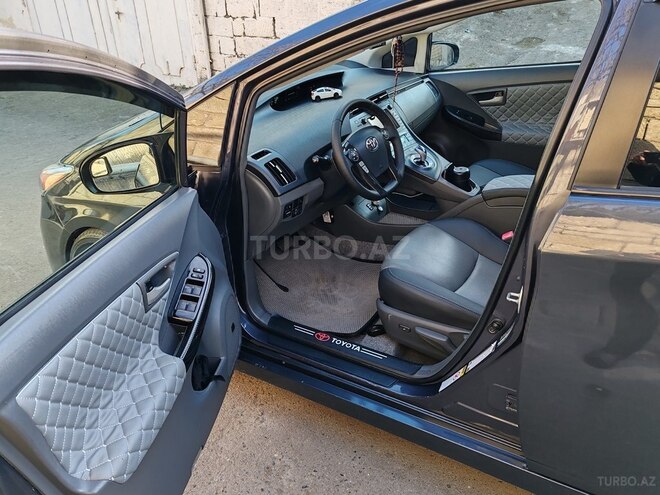 Toyota Prius 2010, 215,000 km - 1.8 л - Bakı