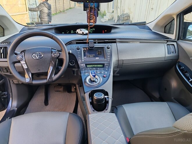 Toyota Prius 2010, 215,000 km - 1.8 л - Bakı