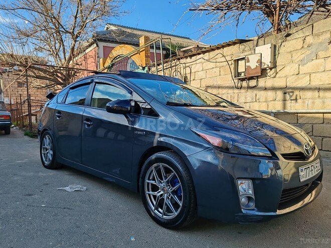Toyota Prius 2010, 215,000 km - 1.8 л - Bakı
