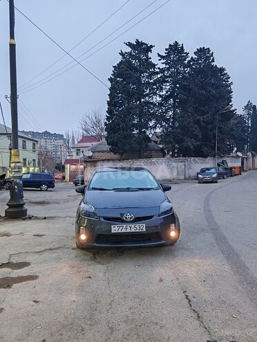 Toyota Prius 2010, 215,000 km - 1.8 л - Bakı
