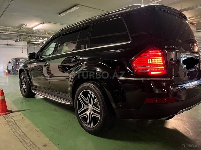 Mercedes GL 450 4MATIC-37