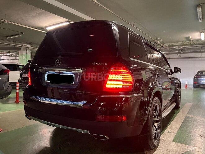 Mercedes GL 450 4MATIC-34