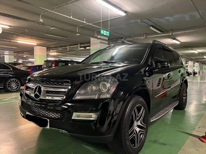 Mercedes GL 450 4MATIC-31