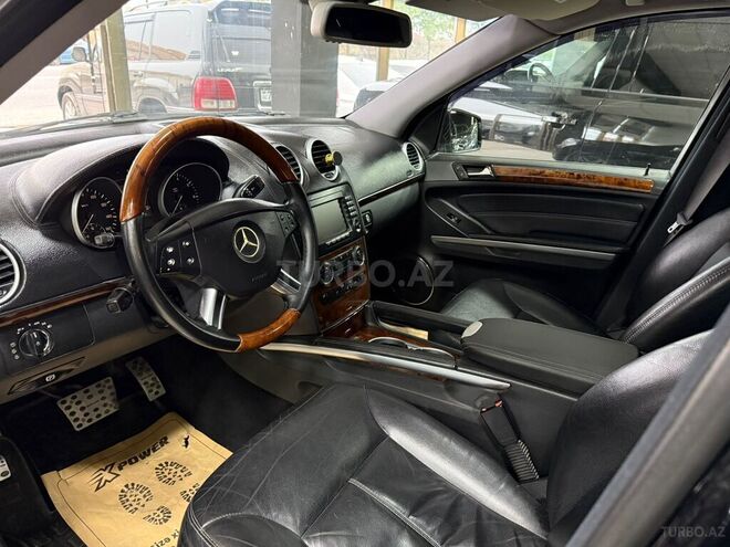 Mercedes GL 450 4MATIC-23