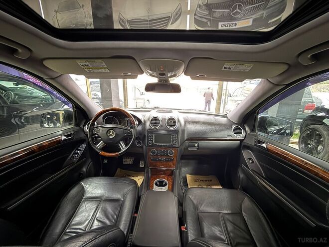 Mercedes GL 450 4MATIC-24