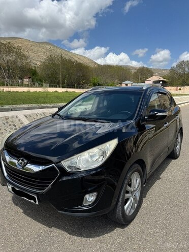 Hyundai ix35 2010, 293,000 km - 2.4 l - Naxçıvan