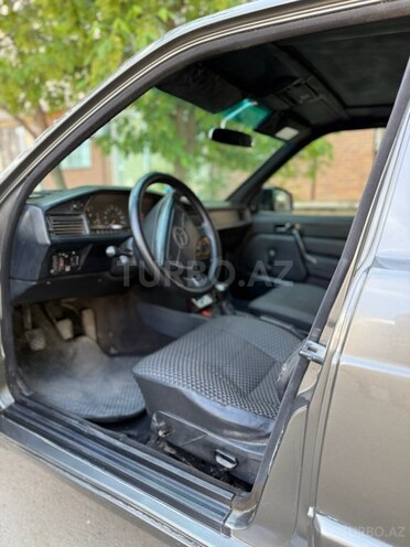 Mercedes 190 1992, 450,000 km - 2.0 l - Gəncə