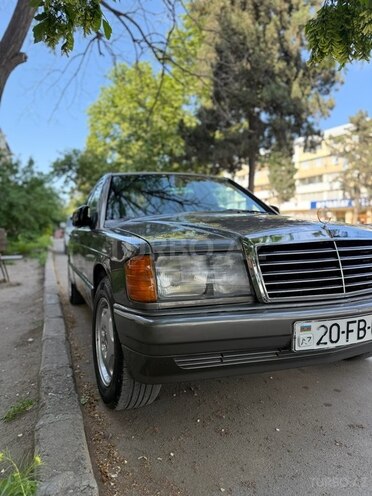 Mercedes 190 1992, 450,000 km - 2.0 l - Gəncə
