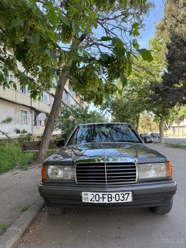 Mercedes 190 1992, 450,000 km - 2.0 l - Gəncə