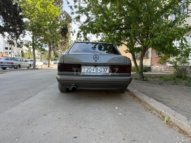 Mercedes 190 1992, 450,000 km - 2.0 l - Gəncə