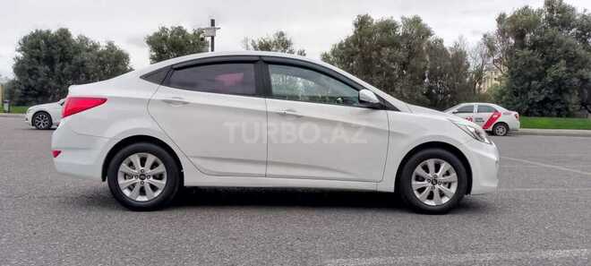 Hyundai Accent 2015, 143,000 km - 1.6 l - Bakı