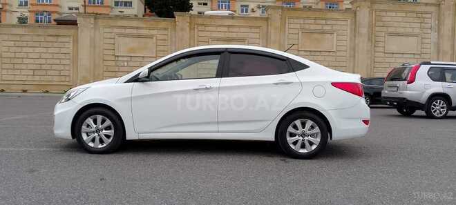 Hyundai Accent 2015, 143,000 km - 1.6 l - Bakı