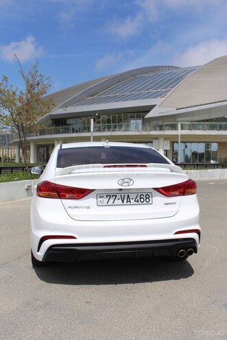 Hyundai Avante 2016, 124,700 km - 1.6 l - Bakı
