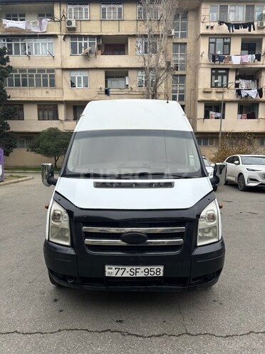 Ford Transit 2010, 243,000 km - 2.4 л - Bakı