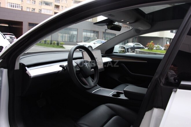 Tesla Model 3 2023, 43,000 km - 0.0 l - Bakı