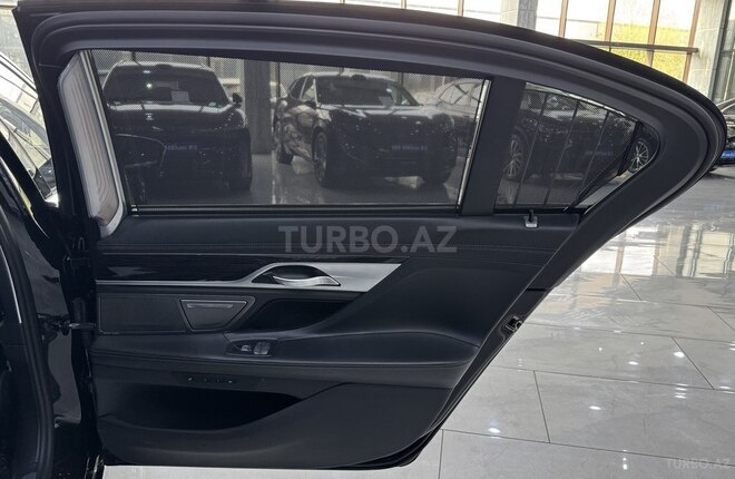 BMW 730 2019, 102,600 km - 3.0 л - Bakı