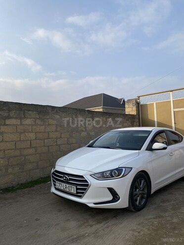 Hyundai Avante 2015, 146,000 km - 1.6 л - Bakı