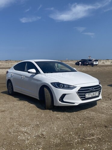Hyundai Avante 2015, 146,000 km - 1.6 л - Bakı