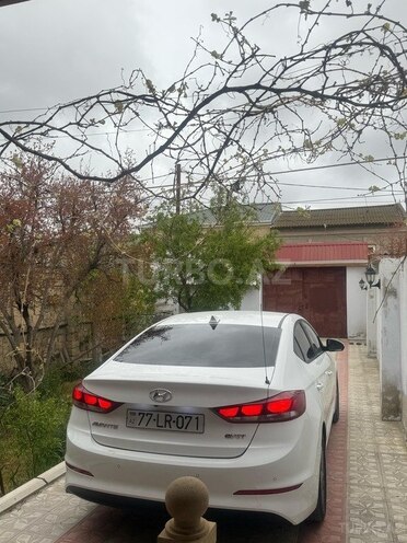 Hyundai Avante 2015, 146,000 km - 1.6 л - Bakı